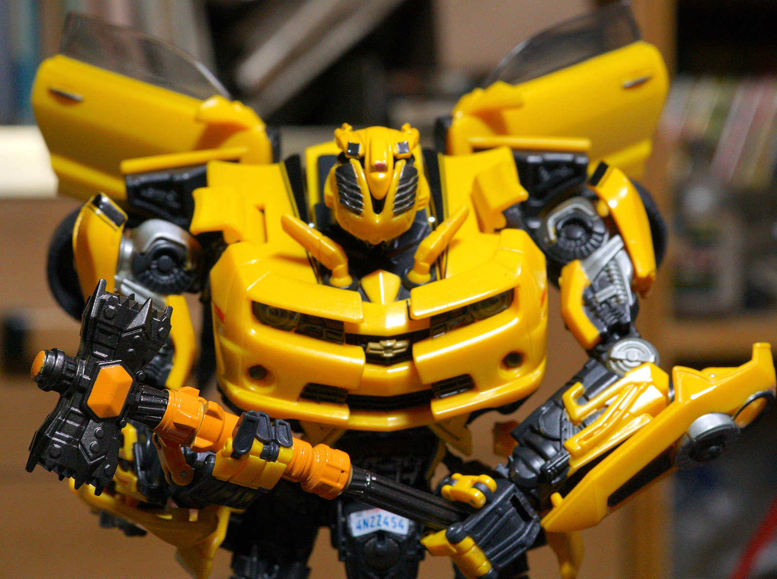 mpm-3バンブルビー＋ウォーハンマー