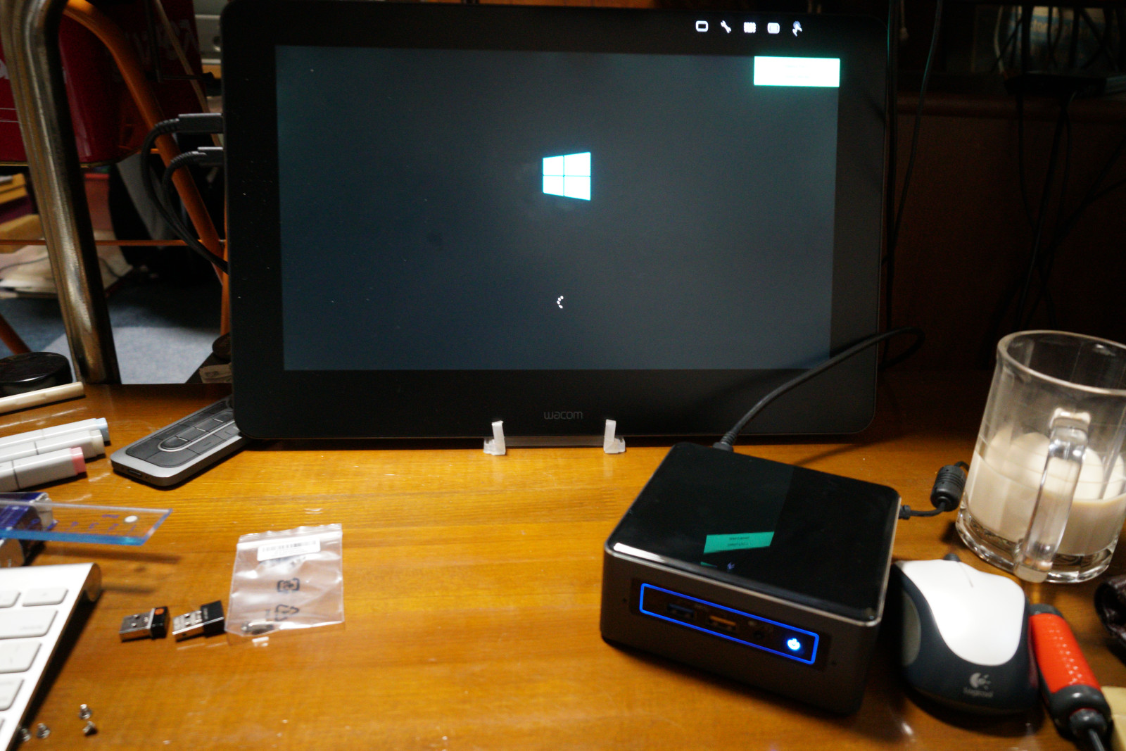 nuc7i7bnh初起動